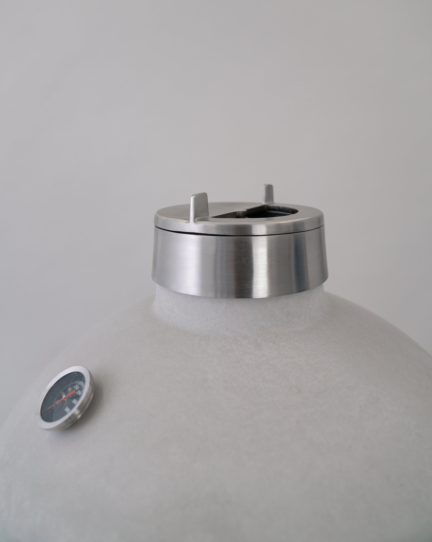 Compadre Grillofen Luftauslass und Thermometer