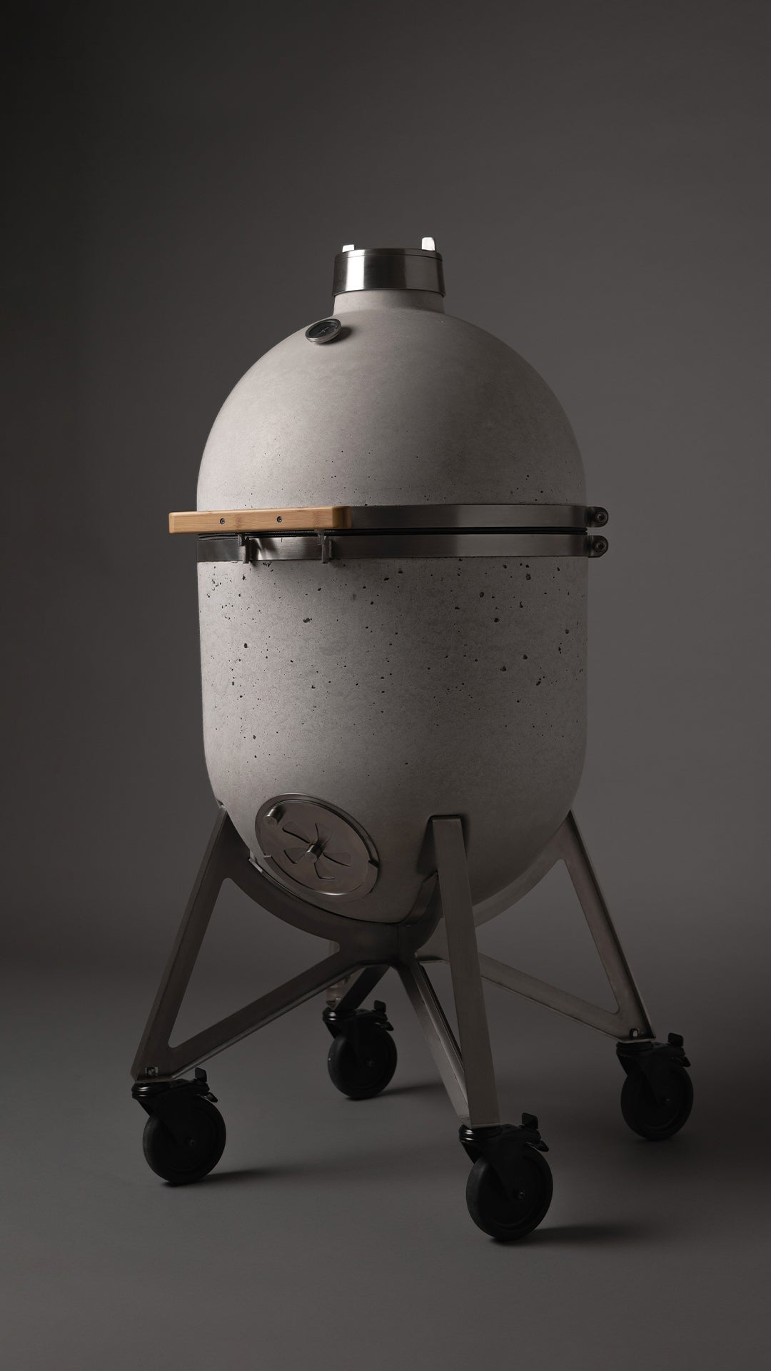 Compadre Design Grillofen aus Thermo Sichtbeton